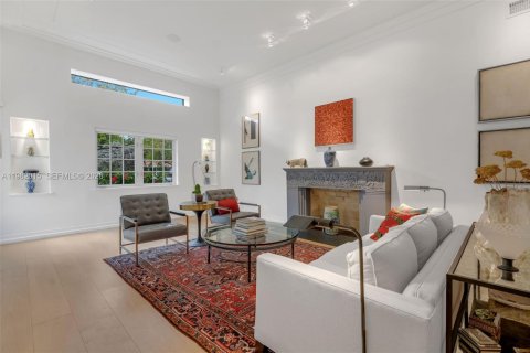 Купить виллу или дом в Майами-Бич, Флорида 3 спальни, 201.6м2, № 2048791 - фото 5