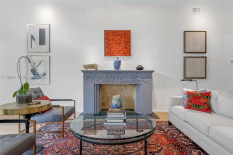 Купить виллу или дом в Майами-Бич, Флорида 3 спальни, 201.6м2, № 2048791 - фото 7