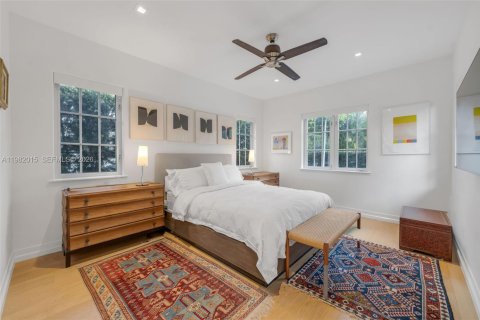 Купить виллу или дом в Майами-Бич, Флорида 3 спальни, 201.6м2, № 2048791 - фото 16