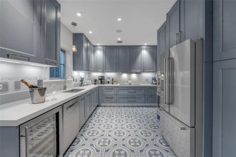 Купить виллу или дом в Майами-Бич, Флорида 3 спальни, 201.6м2, № 2048791 - фото 11