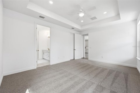 House in Palm Coast, Florida 3 bedrooms, 185.8 sq.m. № 2235968 - photo 24