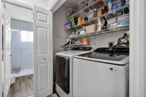 Copropriété à vendre à Hialeah, Floride: 3 chambres, 117.15 m2 № 2001162 - photo 14