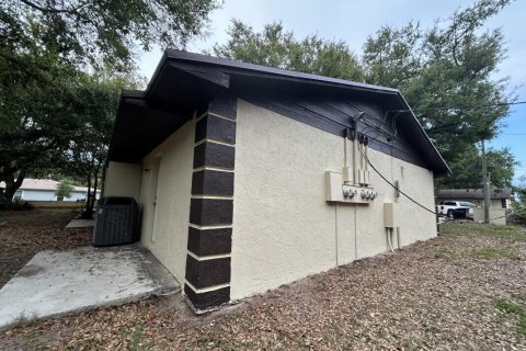 Commercial property in St. Lucie, Florida № 2146853 - photo 5