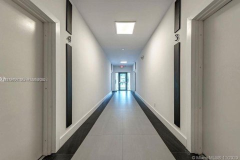 Appartement à louer à Miami, Floride: 1 chambre, 66.89 m2 № 2040357 - photo 6