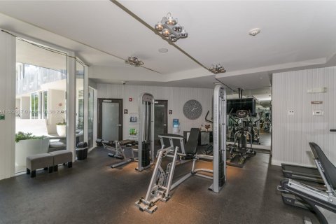 Condo in Miami Beach, Florida, 1 bedroom  № 1865544 - photo 20