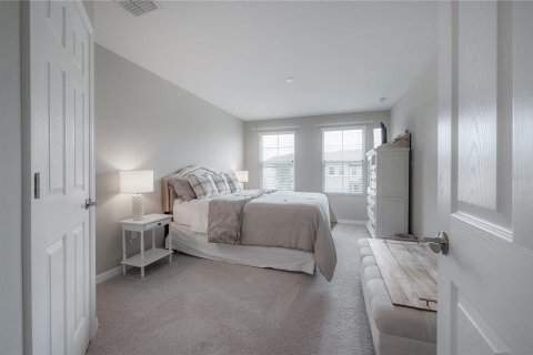 Townhouse in Wesley Chapel, Florida 3 bedrooms, 172.15 sq.m. № 1813104 - photo 27