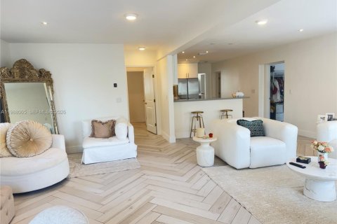 Купить виллу или дом в Майами, Флорида 3 спальни, 161м2, № 2050347 - фото 8