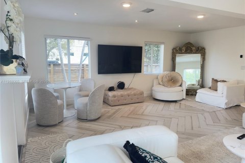 Купить виллу или дом в Майами, Флорида 3 спальни, 161м2, № 2050347 - фото 9