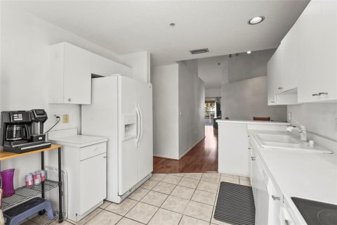 Condominio en venta en Bradenton, Florida, 3 dormitorios, 112.23 m2 № 1771078 - foto 12