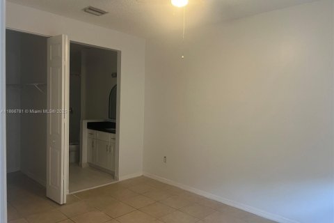 House in Homestead, Florida 2 bedrooms, 97.18 sq.m. № 1920132 - photo 17