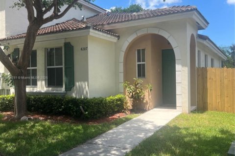 House in Homestead, Florida 2 bedrooms, 97.18 sq.m. № 1920132 - photo 21