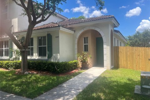 House in Homestead, Florida 2 bedrooms, 97.18 sq.m. № 1920132 - photo 4