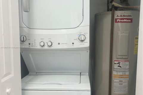 House in Homestead, Florida 2 bedrooms, 97.18 sq.m. № 1920132 - photo 18