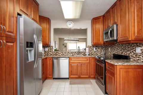 Condo in Delray Beach, Florida, 2 bedrooms № 2176698 - photo 3