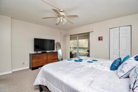 Condo in Delray Beach, Florida, 2 bedrooms № 2176698 - photo 16
