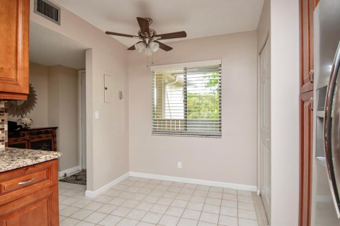 Condo in Delray Beach, Florida, 2 bedrooms № 2176698 - photo 5