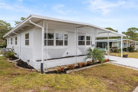 House in Brooksville, Florida 2 bedrooms, 107.02 sq.m. № 1718406 - photo 4