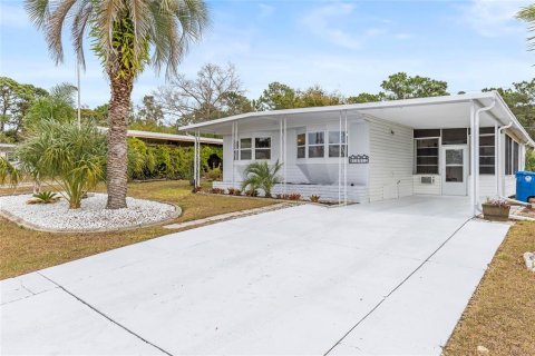 House in Brooksville, Florida 2 bedrooms, 107.02 sq.m. № 1718406 - photo 3