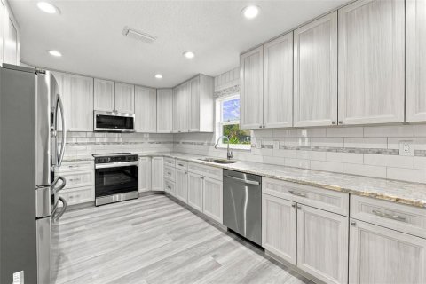 Casa en venta en Hernando Beach, Florida, 3 dormitorios, 146.79 m2 № 2423911 - foto 9