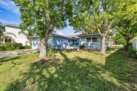 Casa en venta en Hernando Beach, Florida, 3 dormitorios, 146.79 m2 № 2423911 - foto 2