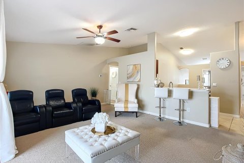 Casa en venta en Summerfield, Florida, 4 dormitorios, 193.98 m2 № 1718561 - foto 10