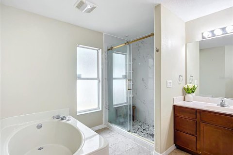 Casa en venta en Summerfield, Florida, 4 dormitorios, 193.98 m2 № 1718561 - foto 12