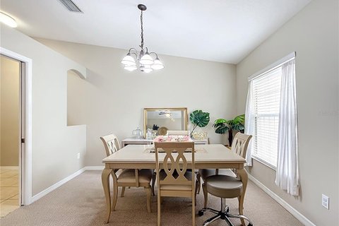 Casa en venta en Summerfield, Florida, 4 dormitorios, 193.98 m2 № 1718561 - foto 6