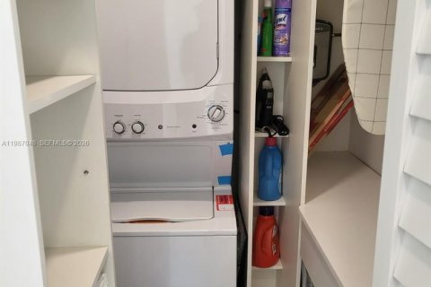 Apartamento en alquiler en Hollywood, Florida, 1 dormitorio, 41.81 m2 № 2057651 - foto 14