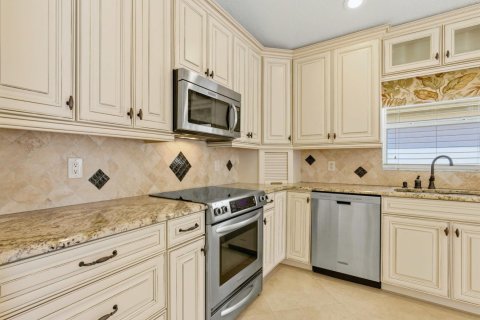 Villa ou maison à vendre à Boynton Beach, Floride: 3 chambres, 157.19 m2 № 2245536 - photo 21