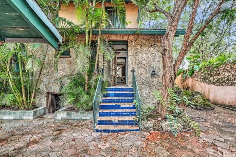 Casa en venta en Miami, Florida, 4 dormitorios, 191.01 m2 № 1809403 - foto 24