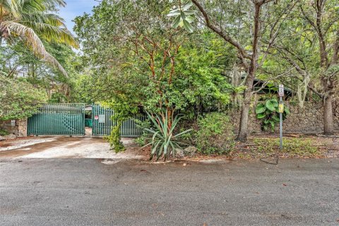 Casa en venta en Miami, Florida, 4 dormitorios, 191.01 m2 № 1809403 - foto 17