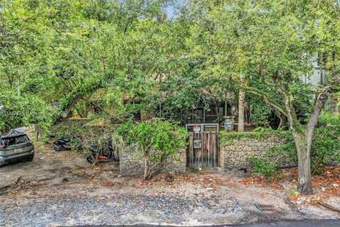 Casa en venta en Miami, Florida, 4 dormitorios, 191.01 m2 № 1809403 - foto 13