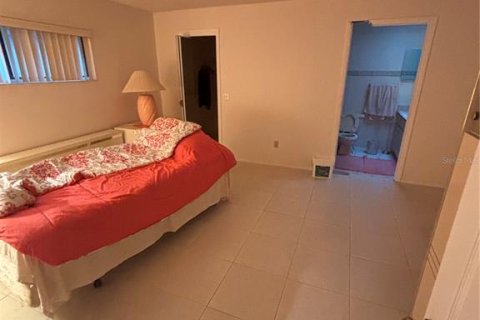 Townhouse in Casselberry, Florida 3 bedrooms, 124.86 sq.m. № 1526688 - photo 9