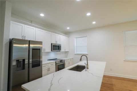 Copropriété à louer à Orlando, Floride: 3 chambres, 164.44 m2 № 1829958 - photo 6