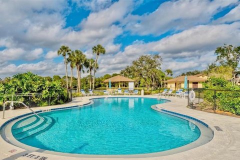 House in Sarasota, Florida 3 bedrooms, 141.03 sq.m. № 2212863 - photo 22