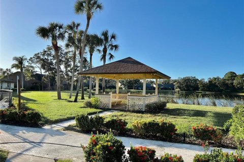 House in Sarasota, Florida 3 bedrooms, 141.03 sq.m. № 2212863 - photo 18