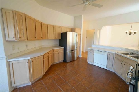 Купить виллу или дом в Те-Виллиджис, Флорида 6 комнат, 178.19м2, № 1885160 - фото 9