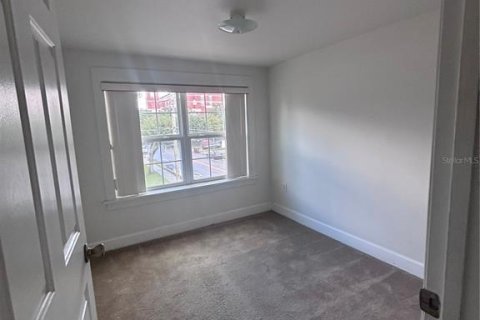 Appartement à louer à Kissimmee, Floride: 2 chambres, 95.04 m2 № 2385584 - photo 5