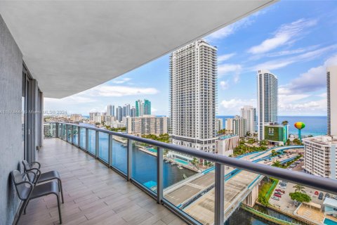 Copropriété à louer à Hallandale Beach, Floride: 3 chambres, 146.51 m2 № 1933858 - photo 29