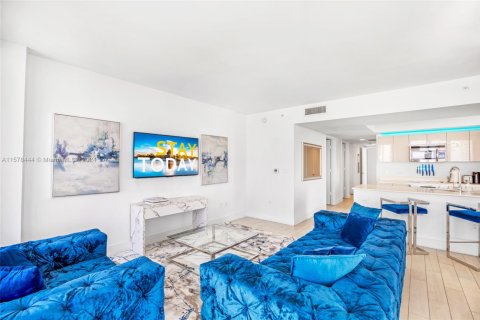 Copropriété à louer à Hallandale Beach, Floride: 3 chambres, 146.51 m2 № 1933858 - photo 4