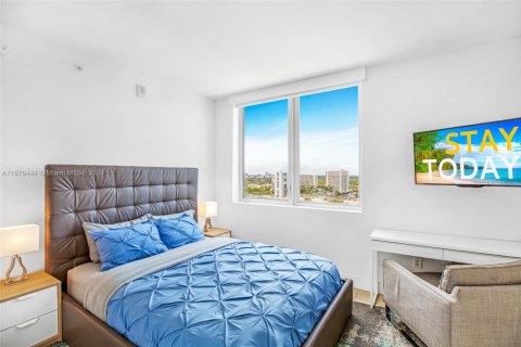 Copropriété à louer à Hallandale Beach, Floride: 3 chambres, 146.51 m2 № 1933858 - photo 15