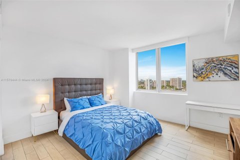 Copropriété à louer à Hallandale Beach, Floride: 3 chambres, 146.51 m2 № 1933858 - photo 18