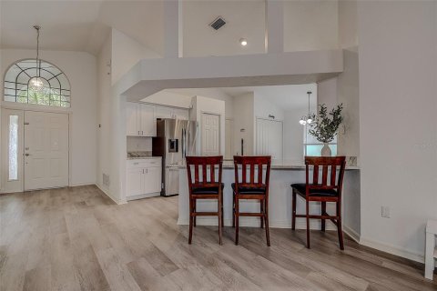 Villa ou maison à vendre à Wesley Chapel, Floride: 4 chambres, 163.88 m2 № 2418972 - photo 7