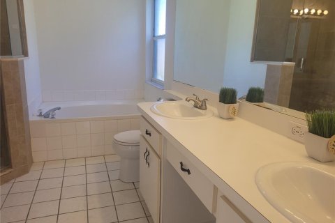 Villa ou maison à vendre à Wesley Chapel, Floride: 4 chambres, 163.88 m2 № 2418972 - photo 27