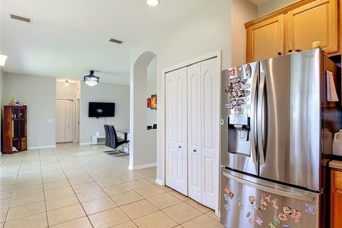 Villa ou maison à vendre à Land O' Lakes, Floride: 4 chambres, 225.94 m2 № 2309025 - photo 16