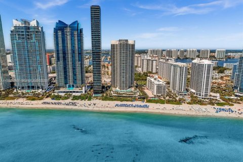 Apartamento en alquiler en Sunny Isles Beach, Florida, 2 dormitorios, 175.21 m2 № 1995524 - foto 16