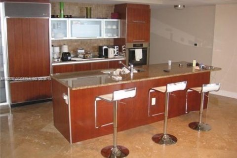 Apartamento en alquiler en Sunny Isles Beach, Florida, 2 dormitorios, 175.21 m2 № 1995524 - foto 6
