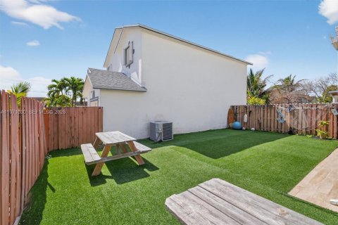 Villa ou maison à vendre à Miami, Floride: 3 chambres, 132.39 m2 № 2041360 - photo 27