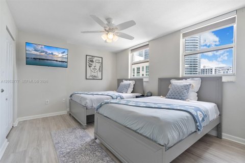 Condominio en venta en Miami, Florida, 2 dormitorios, 102.66 m2 № 2176484 - foto 24