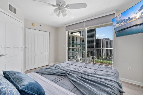 Condominio en venta en Miami, Florida, 2 dormitorios, 102.66 m2 № 2176484 - foto 19